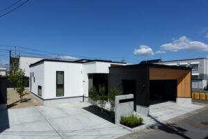 ゆとりと美しさを備えた、大人のための住まい